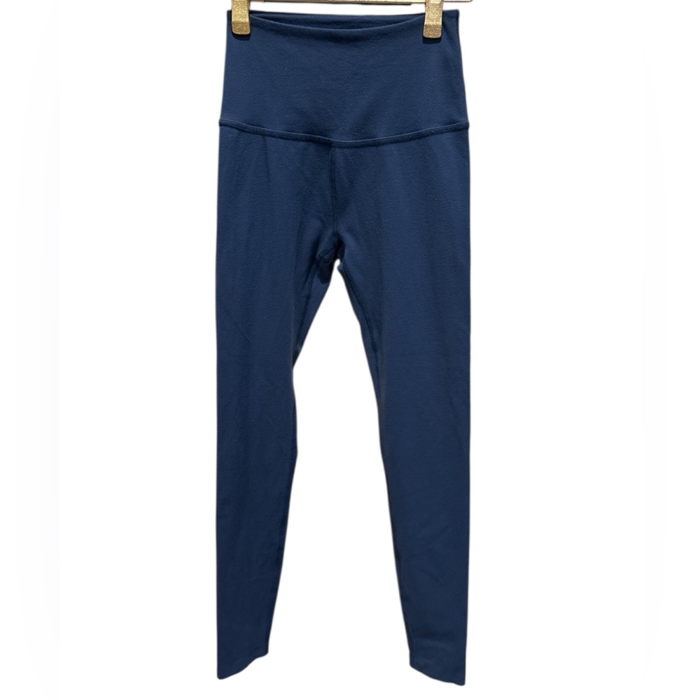 Beyond Yoga Navy Leggings Like New!